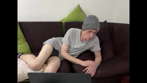 Snapshot of millerjdm chatting on October 2025 01:30:02 AM SlimnHungOH online show from October 2025 01:30:02 AM