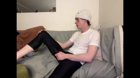 Snapshot of millerjdm chatting on December 2025 09:42:01 PM SlimnHungOH online show from December 2025 09:42:01 PM