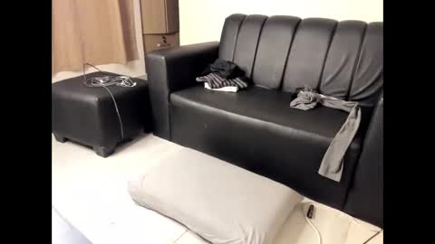 SlimnHungOH online show from May 2026 09:43:01 PM