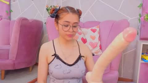 Snapshot of milleyjones_ chatting on January 2026 08:36:01 PM milleyjones_ online show from January 2026 08:36:01 PM