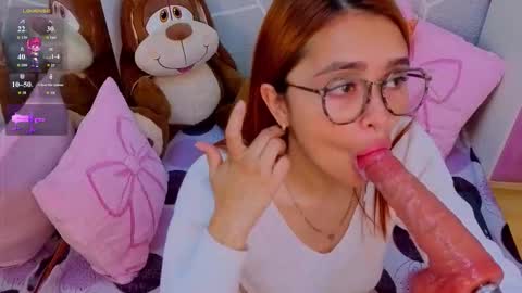 Snapshot of milleyjones_ chatting on February 2026 09:09:02 PM milleyjones_ online show from February 2026 09:09:02 PM