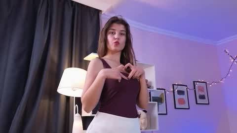 Sofia online show from March 2026 12:43:01 PM