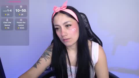 Snapshot of millie_bobby_ chatting on November 2025 02:17:01 PM Millie Bobby online show from November 2025 02:17:01 PM