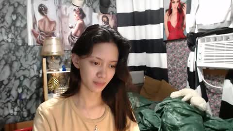 Snapshot of millie_fox21 chatting on September 2025 02:50:01 PM Im Milliedont forget to follow me online show from September 2025 02:50:01 PM