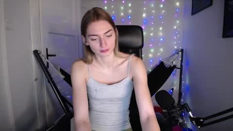 millie_lacroix online show from January 2025 12:06:02 PM