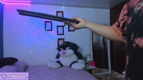 Snapshot of millie_lamar chatting on September 2025 09:28:02 PM online show from September 2025 09:28:02 PM