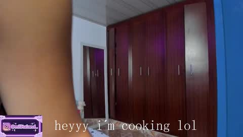 Snapshot of millie_lamar chatting on October 2025 01:13:01 AM online show from October 2025 01:13:01 AM