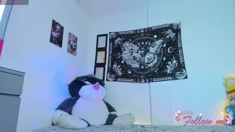 Snapshot of millie_lamar chatting on July 2026 09:24:01 AM online show from July 2026 09:24:01 AM