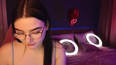 Snapshot of milliedoll chatting on February 2025 04:46:02 AM Millie online show from February 2025 04:46:02 AM