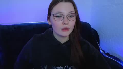 Snapshot of milliedoll chatting on October 2025 08:31:02 AM Millie online show from October 2025 08:31:02 AM