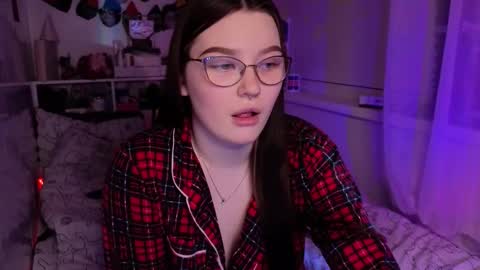 Snapshot of milliedoll chatting on February 2026 02:00:02 PM Millie online show from February 2026 02:00:02 PM