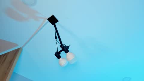 Ana Maria online show from November 2025 02:00:02 AM