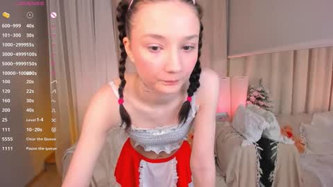 milliminimouse online show from December 2025 11:01:02 PM