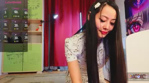 milly__foxy online show from April 2026 01:19:01 PM