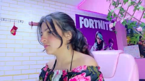 Snapshot of millybell303av chatting on February 2026 02:45:01 PM millybell303av online show from February 2026 02:45:01 PM