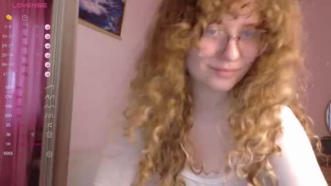 milounee online show from March 2026 10:55:01 AM