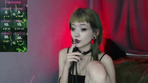 Snapshot of milten_trish chatting on April 2026 01:58:02 AM milten_trish online show from April 2026 01:58:02 AM