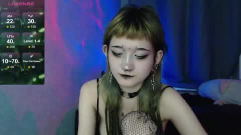 Snapshot of milten_trish chatting on May 2026 08:15:01 PM milten_trish online show from May 2026 08:15:01 PM