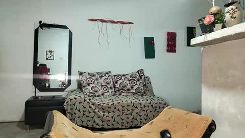 Milu online show from February 2026 03:12:01 PM