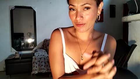 Milu online show from March 2026 02:42:02 PM