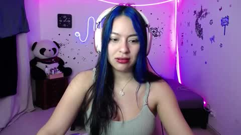 Snapshot of milusolers chatting on December 2025 11:23:02 PM Milusolers online show from December 2025 11:23:02 PM