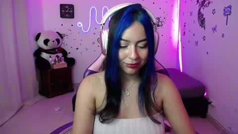 Snapshot of milusolers chatting on December 2025 06:48:01 PM Milusolers online show from December 2025 06:48:01 PM