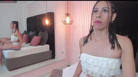 Snapshot of miluu_starr chatting on February 2026 12:02:01 PM miluu online show from February 2026 12:02:01 PM