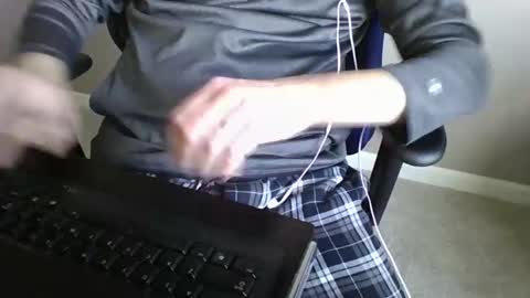 Snapshot of milwaukeebadger24 chatting on January 2025 09:28:01 PM milwaukeebadger24 online show from January 2025 09:28:01 PM