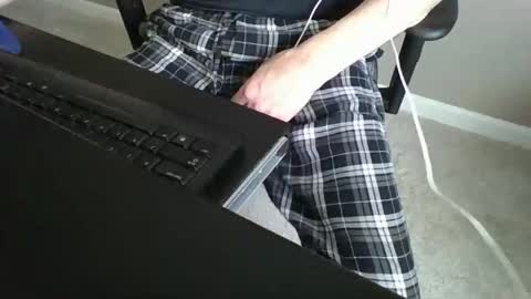 Snapshot of milwaukeebadger24 chatting on February 2025 10:04:01 PM milwaukeebadger24 online show from February 2025 10:04:01 PM