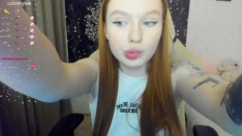 Milena and Jasper online show from January 2025 02:37:02 AM