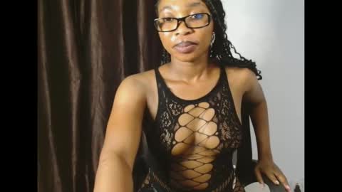 mimi online show from January 2026 09:46:01 PM