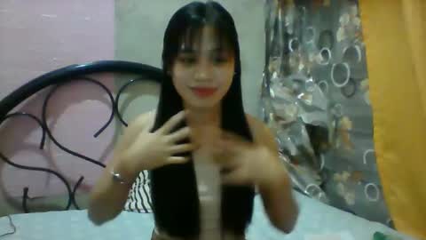 mimiyolove online show from February 2025 12:19:02 PM