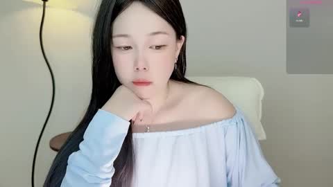 mimmouo online show from February 2026 02:54:01 AM