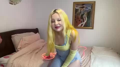 mimsymarlo online show from December 2024 06:34:01 PM