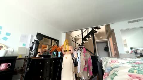 mimsymarlo online show from April 2026 05:07:02 PM