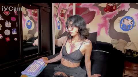 Suki 3 online show from February 2026 07:01:01 PM