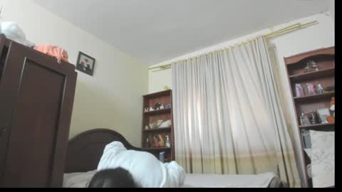Amber online show from April 2026 03:09:01 PM