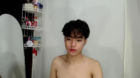 mingkla_man online show from March 2026 06:50:02 AM