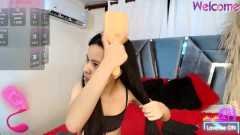 minilove_01 online show from November 2025 12:16:01 PM