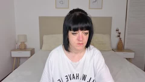 Molly online show from March 2026 08:15:01 PM