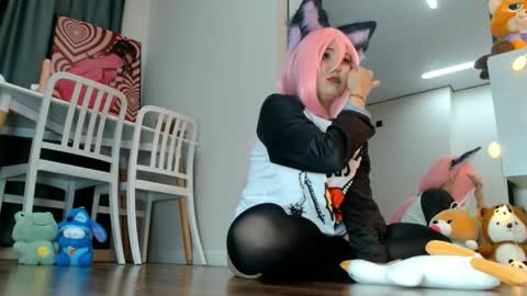 Minji online show from May 2026 12:55:02 PM