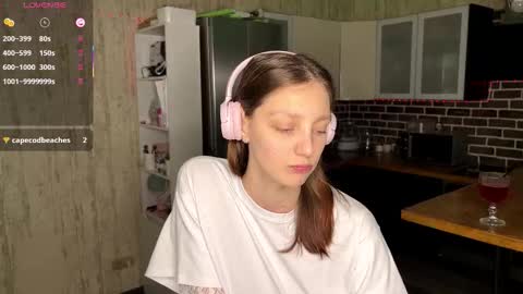 Snapshot of minmee chatting on February 2026 04:11:02 PM Asti online show from February 2026 04:11:02 PM