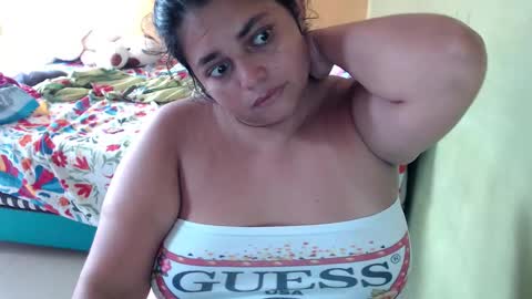 Andrea online show from February 2026 06:39:02 PM