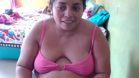 Andrea online show from March 2026 04:01:01 PM