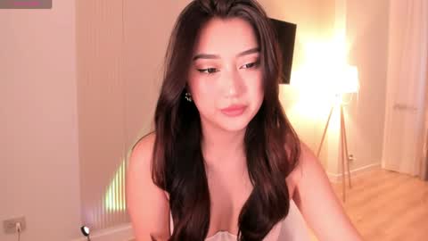 minnie_jin online show from May 2026 12:35:02 PM