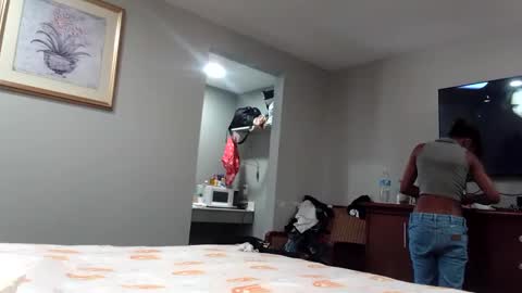 Snapshot of minniehunney chatting on September 2025 10:42:02 PM minniehunney online show from September 2025 10:42:02 PM