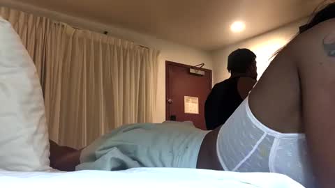 Snapshot of minniehunney chatting on November 2025 05:33:01 AM minniehunney online show from November 2025 05:33:01 AM