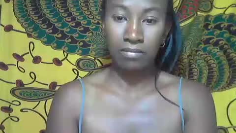 minouch211907 online show from October 2025 08:02:02 AM