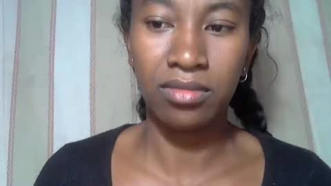 minouch211907 online show from November 2025 02:33:01 AM