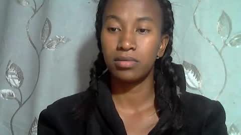 minouch211907 online show from April 2026 06:46:01 AM